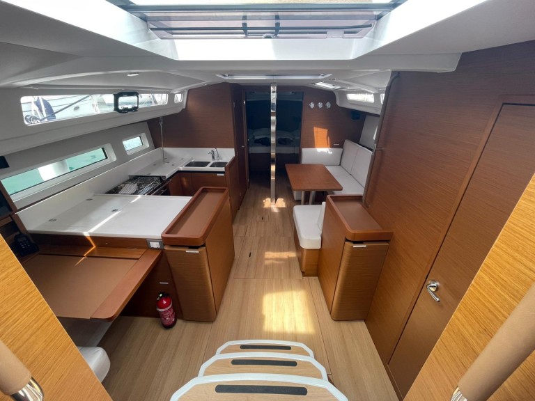 Boot mieten Santa Cruz de Tenerife günstig Sun Odyssey 440