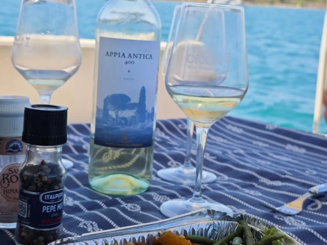 Bootsverleih Ghibli Bora Bora Anzio Samboat