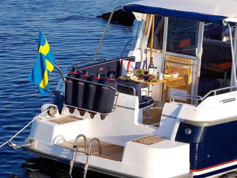 Nimbus 320 Coupé mieten Rheinsberg