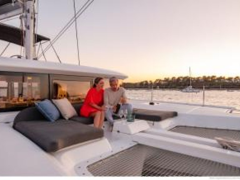 Boot mieten Olbia günstig Lagoon 46