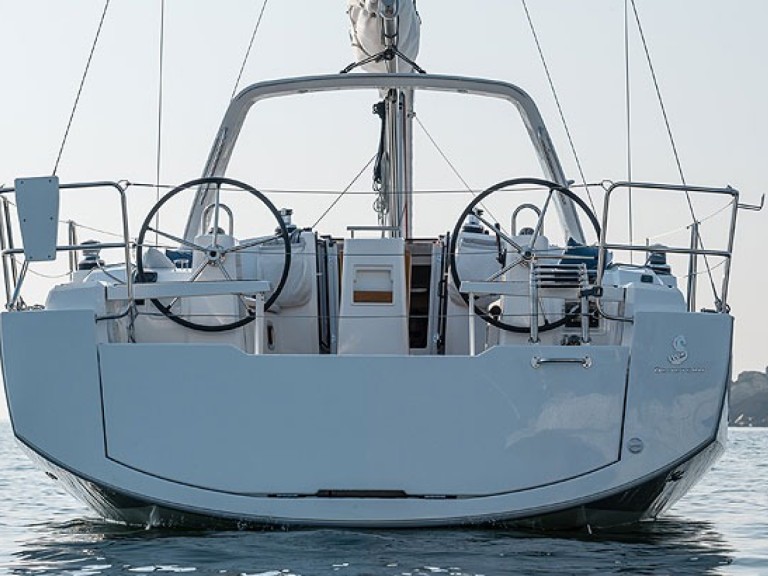 Segelboot mieten in Trogir - Bénéteau Oceanis 38