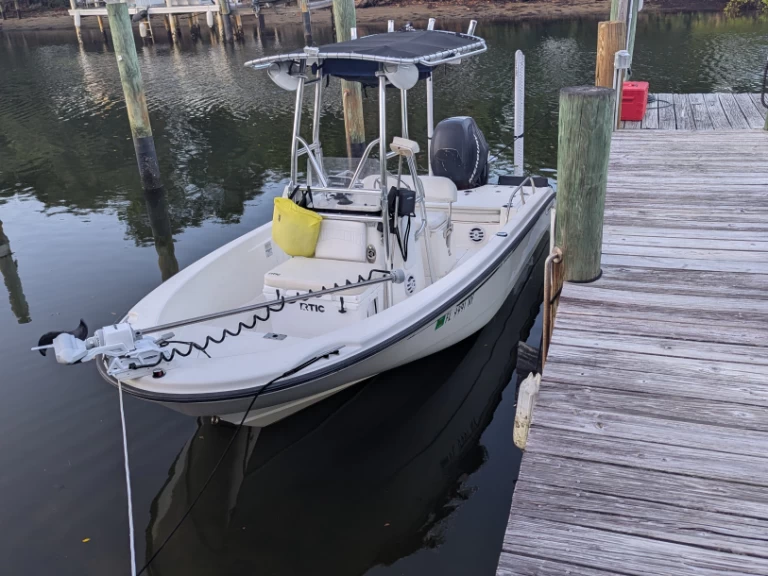 Ein Boston Whaler Boston Whaler 180 Dauntless mieten in North Palm Beach