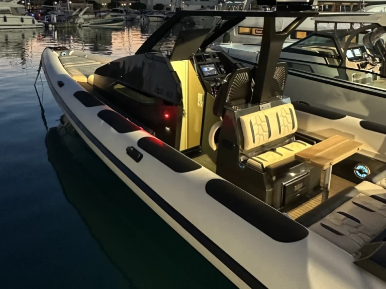 Ein Zen ZEN 40 - Mod. 2026 mieten in Andiparos