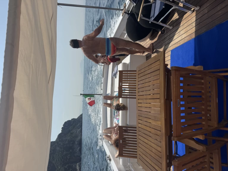 Ein Marinelli 44 mieten in Amalfi