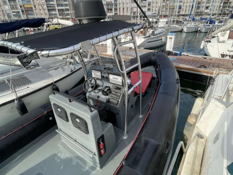 Schlauchboot mieten in Toulon - Valiant Karbon 750 sport 6 