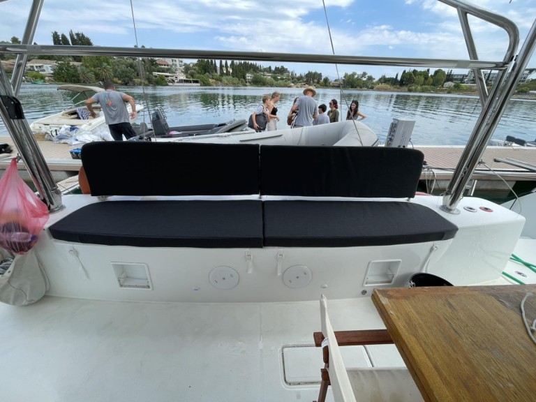 Katamaran mit oder ohne Skipper Lagoon mieten in Gouviá