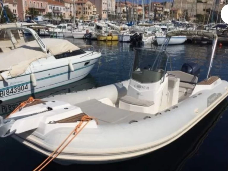 Schlauchboot mit oder ohne Skipper Capelli mieten in Portigliolo