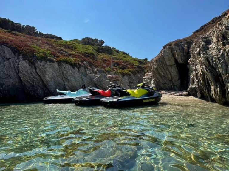 Jetski mit oder ohne Skipper Sea-Doo mieten in Hyères