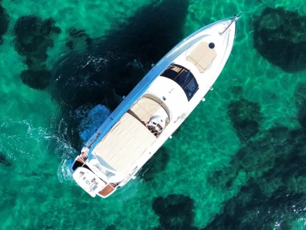 YachtCharter in Port de Hyères (St Pierre) - Sunseeker Manhattan 60 auf SamBoat