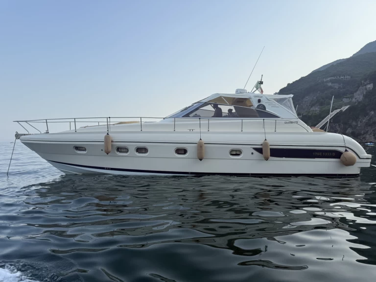 Yacht mieten in Amalfi zum besten Preis