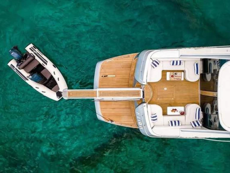 YachtCharter in Ornós - Pershing Pershing 65 auf SamBoat