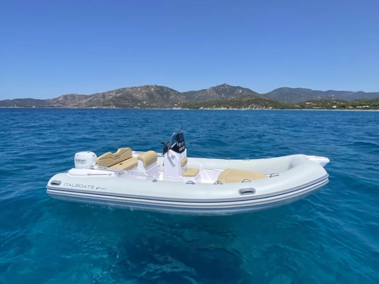 YachtCharter in Villasimius - Italboats Predator 540 auf SamBoat