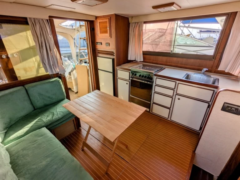 Bootsverleih Hatteras Hatteras 36 Convertible Salerno Samboat