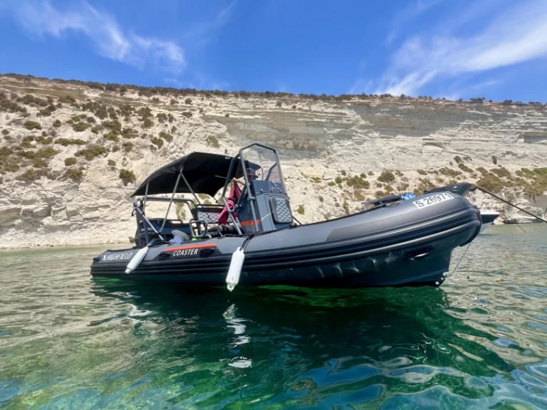 Vermietung Schlauchboot Highfield mit Führerschein