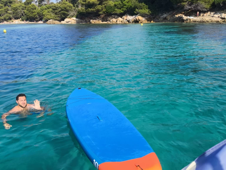 Bootsverleih Four Winns Sundowner 285 Cannes Samboat