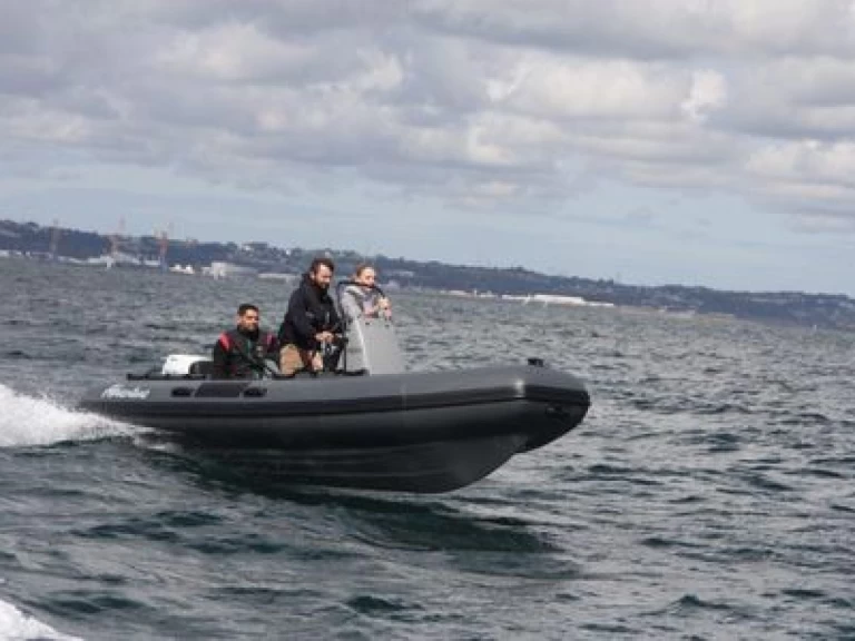 Adventure Vesta 500  mieten Larmor-Plage