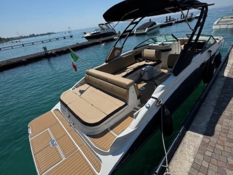 Sea Ray Sea Ray 270 SDX mieten Bardolino