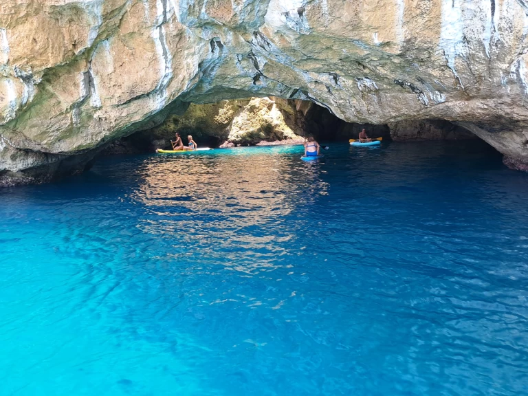 Boot mieten Gaeta günstig Walkaround 630