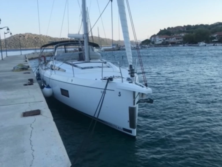 Ein Bénéteau Oceanis 51.1 mieten in Paros (Insel)