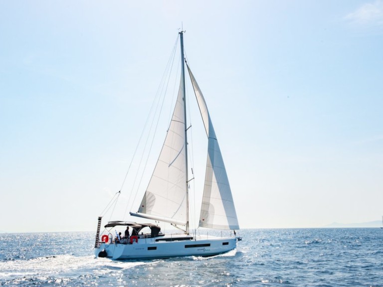 Segelboot mit oder ohne Skipper Jeanneau mieten in Sámi
