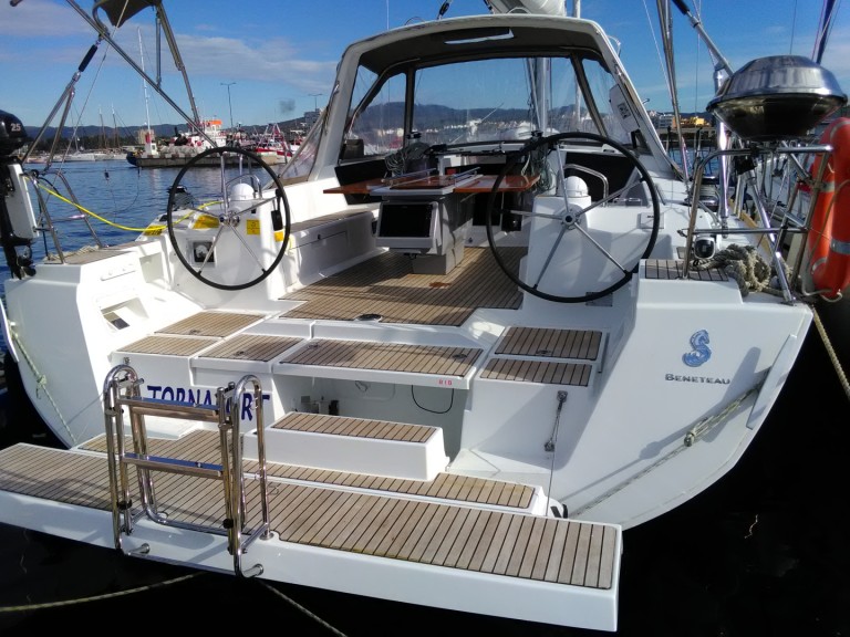 Segelboot mit oder ohne Skipper Bénéteau mieten in Palamós