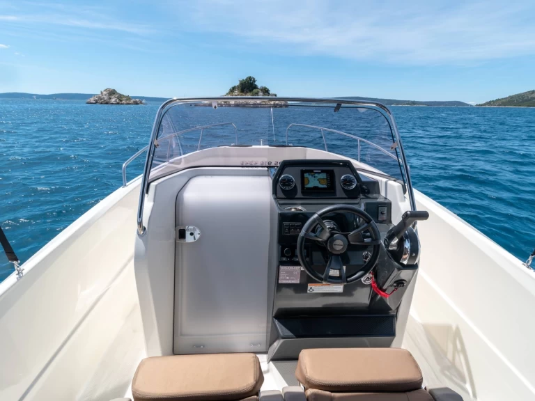 YachtCharter in Split - Quicksilver Activ 675 Open Sport auf SamBoat