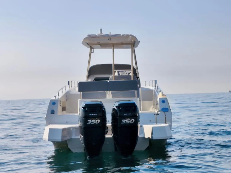 Ein MIAMI GOLD  33 WALK AROUND mieten in Neapel