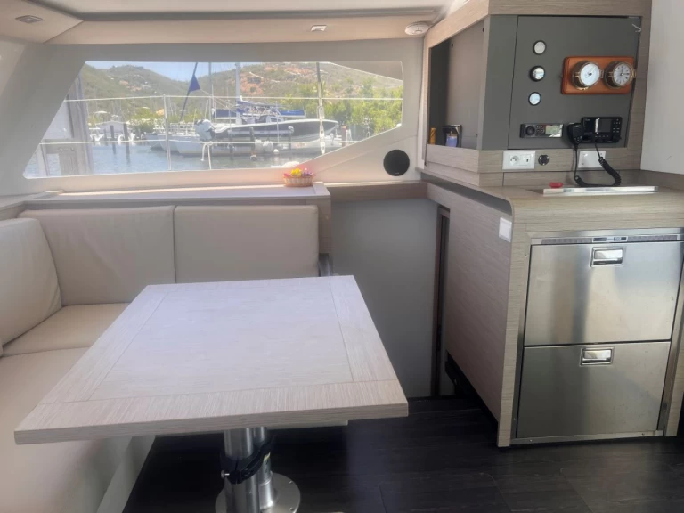 Vermietung Katamaran Fountaine Pajot mit Führerschein