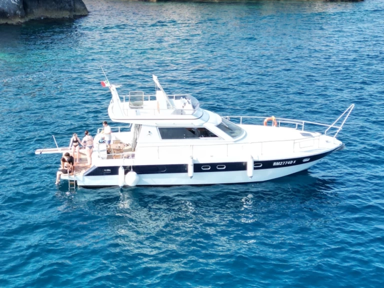 Vermietung Motorboot Comar mit Führerschein