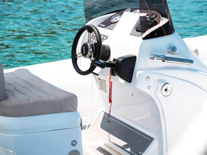 YachtCharter in Fornells - Oromarine Oromarine S-78 auf SamBoat