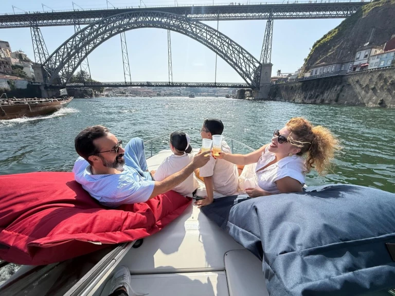 Bootsverleih Sea Ray Sea Ray 275 Sundancer Porto Samboat