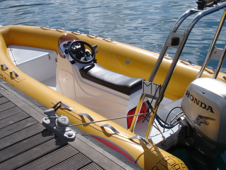 Ein Searib's 450 Open mieten in Sesimbra