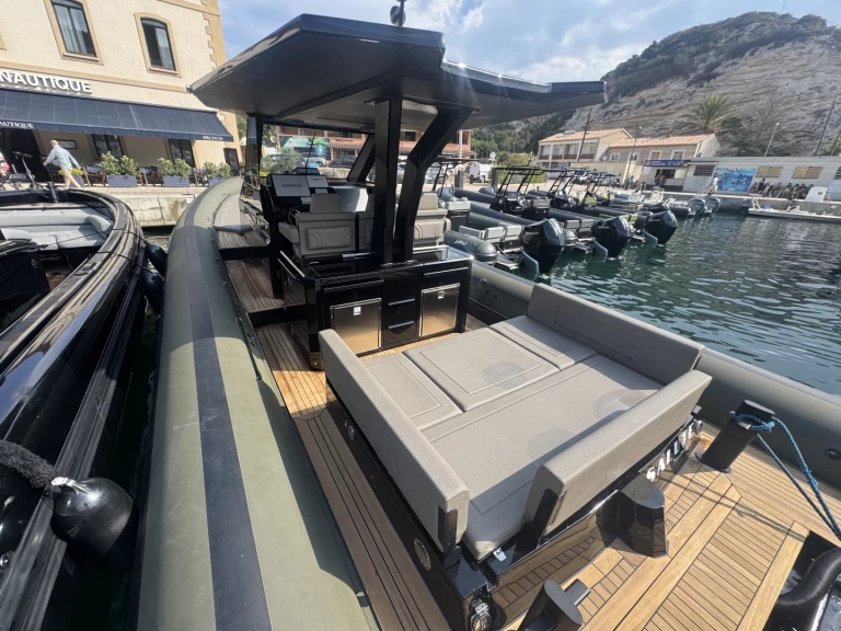 YachtCharter in Bonifacio Port - Sea Water Phantom 400 auf SamBoat