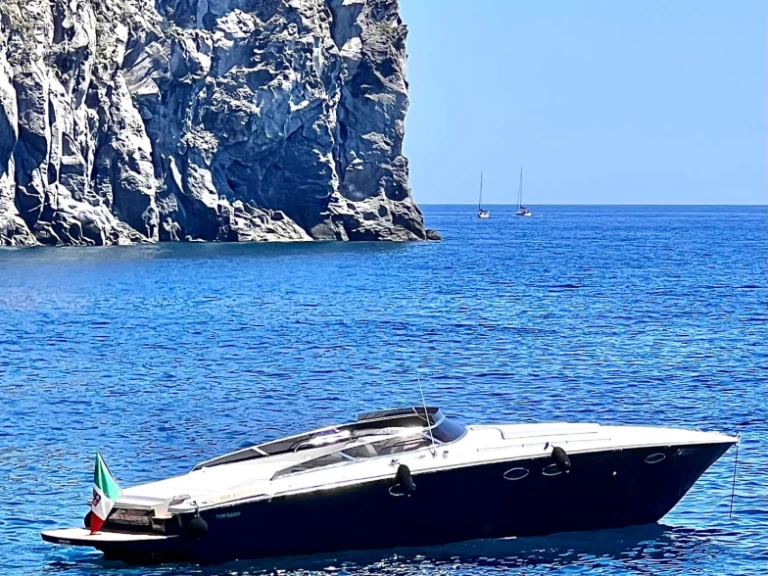 Motorboot mit oder ohne Skipper Tornado mieten in Forio