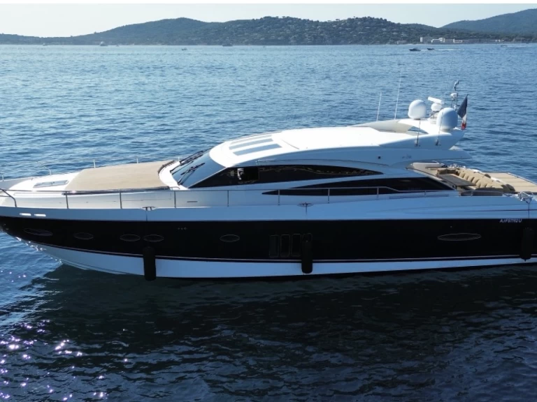 YachtCharter in Saint-Tropez - Princess Princess V78 auf SamBoat