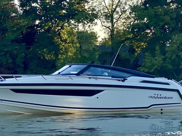 Motorboot mieten in Paris zum besten Preis