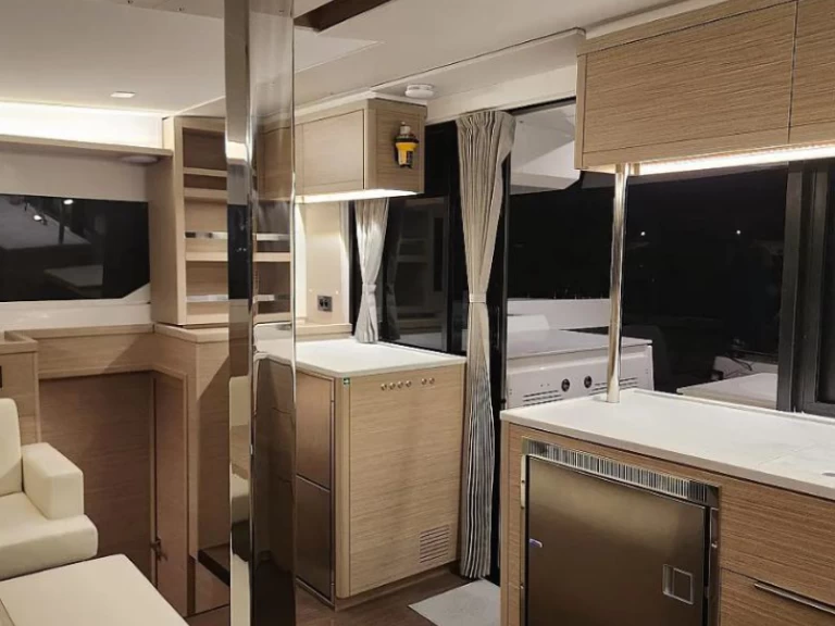 YachtCharter in Álimos - Lagoon Lagoon 46 auf SamBoat