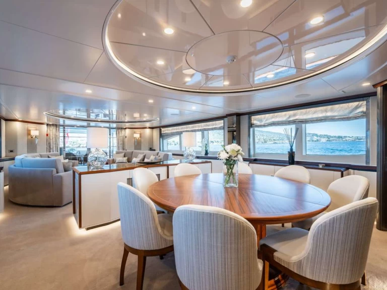 Yacht mit oder ohne Skipper CRN Ancona mieten in Cannes