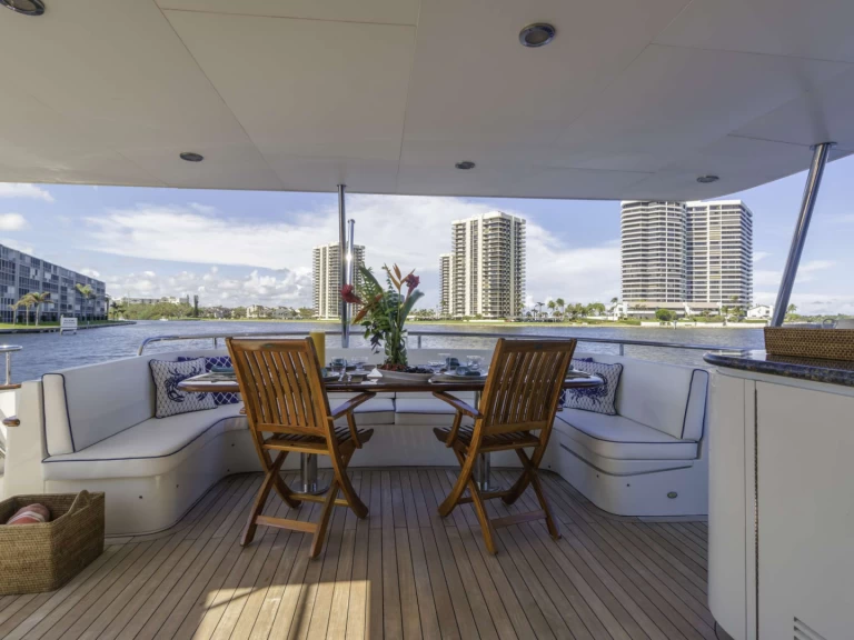 CHEOY LEE WINDWARD mieten Jupiter