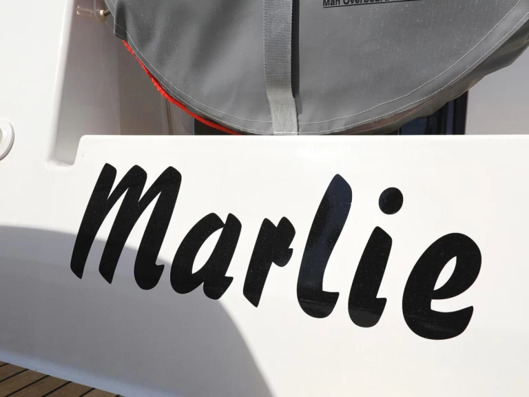 Motorboot mit oder ohne Skipper Fountaine Pajot mieten in Trogir