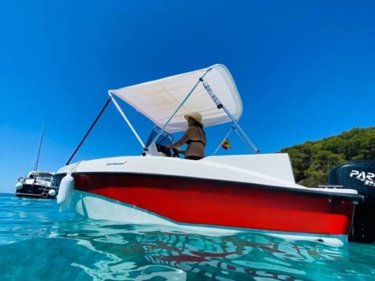 Motorboot mit oder ohne Skipper Compass mieten in Cala'n Porter