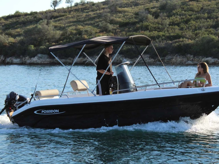 Vermietung Motorboot Poseidon mit Führerschein