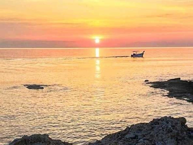 Ein Poseidon Blu Water 170 mieten in Faliraki