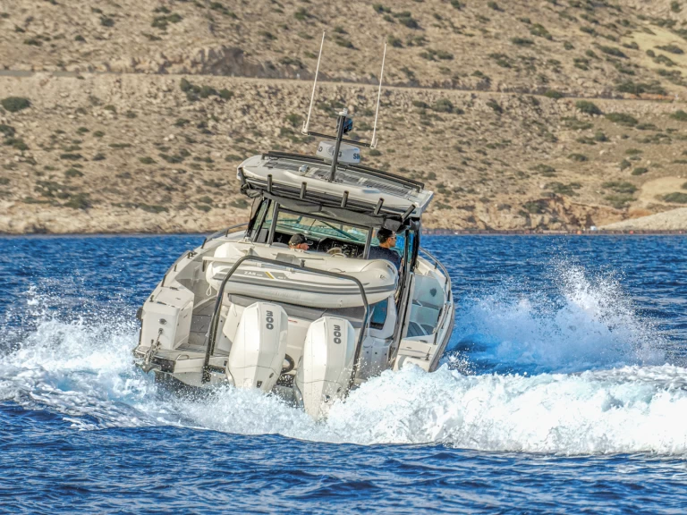 Motorboot mit oder ohne Skipper Axopar mieten in Paros (Insel)