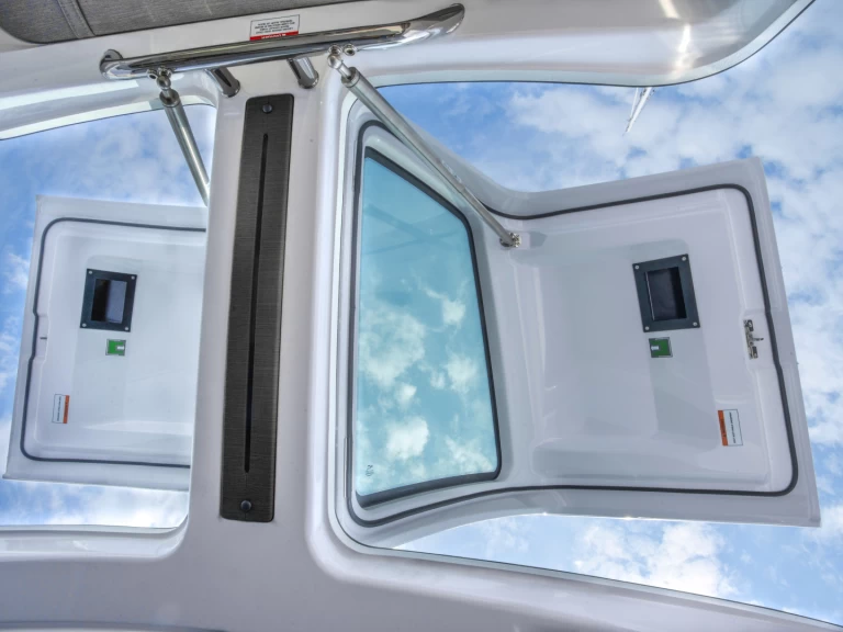 Vermietung Motorboot Axopar mit Führerschein