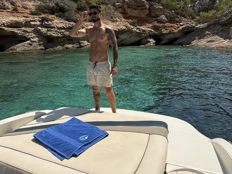 Ein Sea Ray Sea Ray 220 Select mieten in Sant Antoni de Portmany