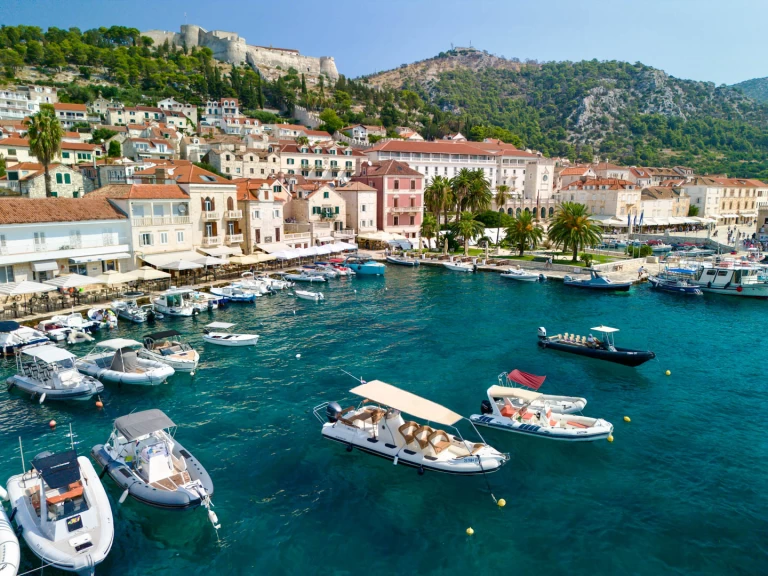 Boot mieten Split günstig 850 Luxury