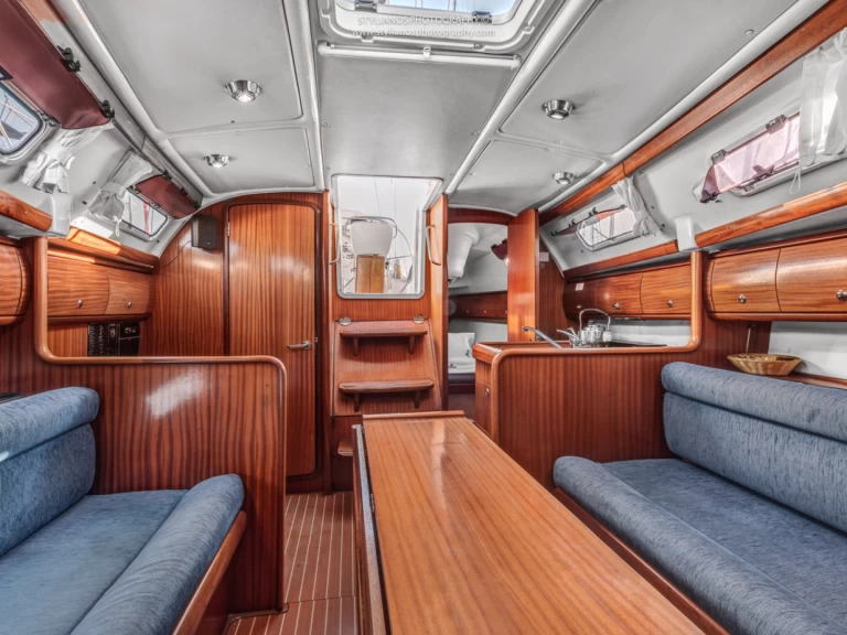 YachtCharter in Gouviá - Bavaria Bavaria 32 auf SamBoat