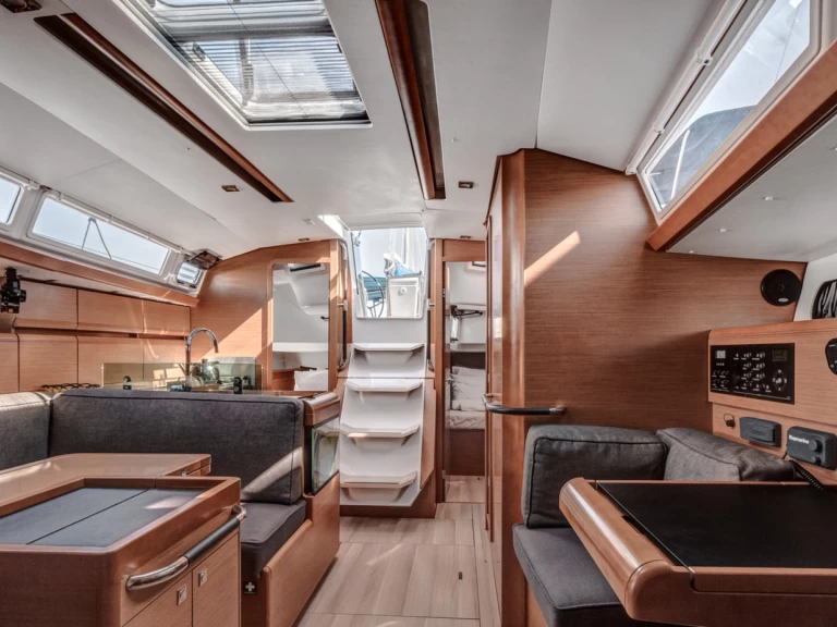 Jeanneau Sun Odyssey 419 mieten Gouviá