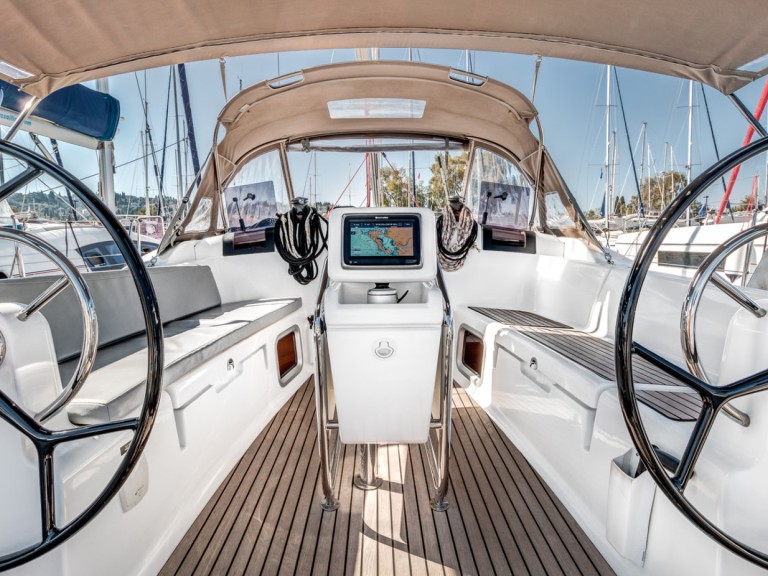 Bootsverleih Jeanneau Sun Odyssey 419 Gouviá Samboat